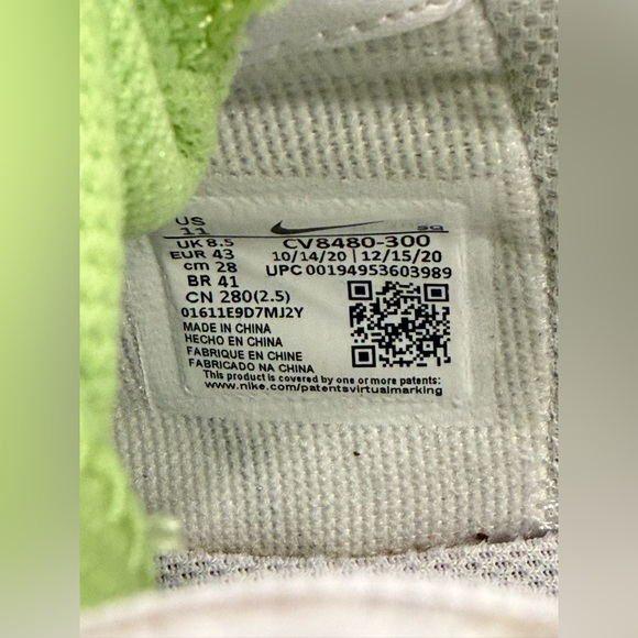 Nike Wmns Air Force 1 Shadow SE 'Pixel Swoosh - Barely Green size 11 - Picture 5 of 7